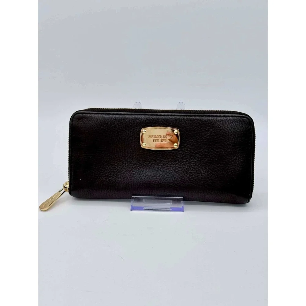 Michael Kors Fulton Continental Wallet Dark Brown Pebbled Leather Gold Plaque